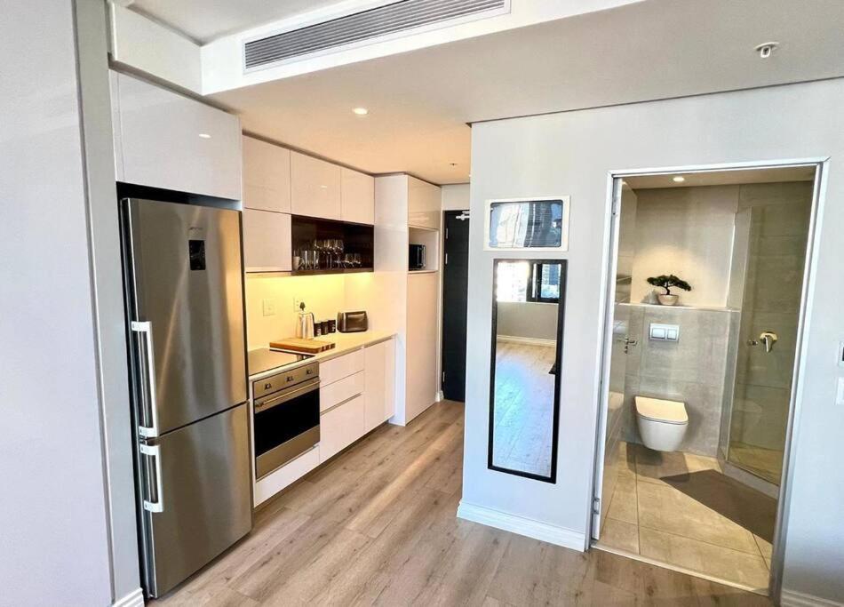 Skyline Views Stylish Studio With Pool, Parking No Load Shedding 케이프타운 외부 사진